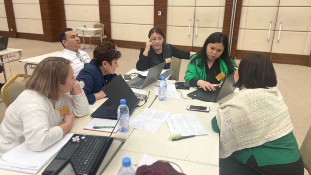 The NU Graduate School of Education implements the program in cooperation with the Finnish universities HAMK and JAMK and with the support of the World Bank, the Kazakh Ministry of Science and Higher Education, and the Ministry of Enlightenment. The training consists of 72 academic hours and is conducted in a hybrid format, writes Bilimdinews.