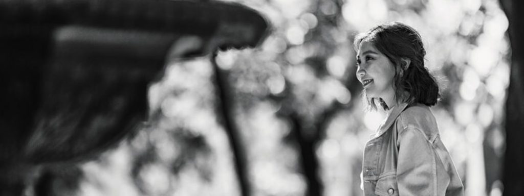 Назерке Калидолда бағдарламалау бойынша олимпиадаларға қатысқан жалғыз Назарбаев Университетінің түлегі болды. BeInTech және Google сияқты компанияларда жұмыс істегеннен кейін Назерке отанына оралып, киім дүкендерінің агрегаторы негізінде L'accent ұсыныс жүйесін әзірлеуді қолға алды.