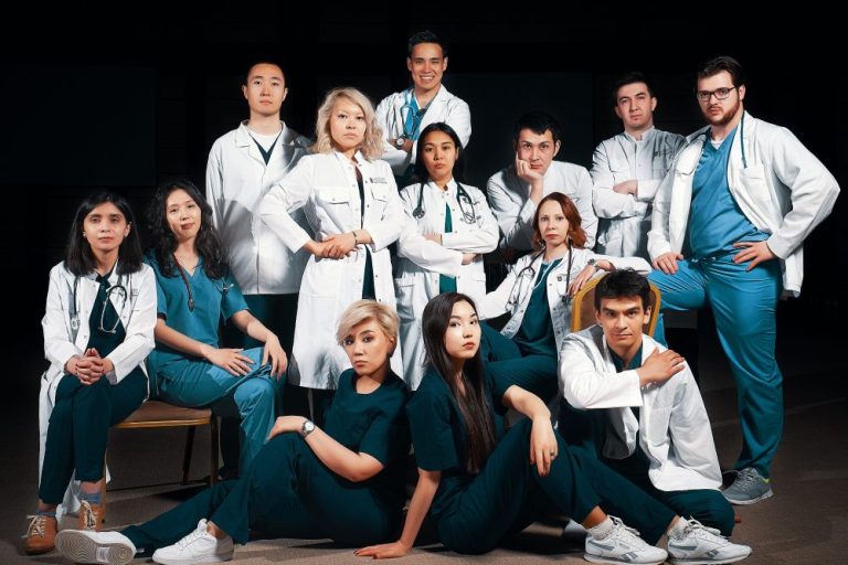 We interviewed Yekaterina Khamzina, a graduate of the School of Medicine with a degree of "Doctor of Medicine/MD". Yekaterina talks about her experience studying at the School of Medicine and her future medical career.