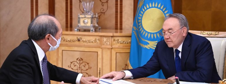 Об этом стало известно по итогам встречи первого президента Казахстана Нурсултана Назарбаева с главой Назарбаев Университета Шигео Катсу, сообщает пресс-служба Елбасы. Подробности в статье.