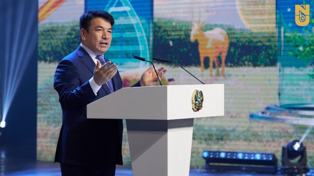 At the start of the year, an article entitled “Abai and Kazakhstan in the XXI century”, penned by the President of Kazakhstan Kassym-Zhomart Tokayev, was published in the “Egemen Kazakhstan” newspaper. The article stated that both Kazakhstan and UNESCO have made plans to celebrate the 175th anniversary of the Kazakh poet, writer, and philosopher Abai.