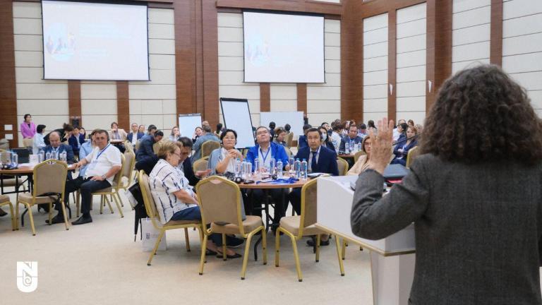 17 тамызда Назарбаев Университетінде Қазақстанның жоғары оқу орындарының басшыларына арналған Academic Leadership Institute (Академиялық көшбасшылық институті) бағдарламасының 6-модулі басталды. Жобаны Қазақстан Республикасы Ғылым және жоғары білім министрлігінің бастамасымен НУ Жоғары білім мектебі әзірлеген.