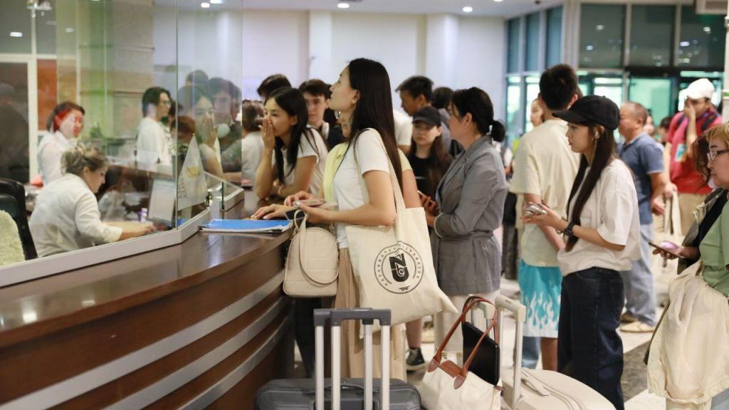 Биыл 3 мың адам университет табалдырығын аттап отыр. Дайындық бағдарламасына (NUFYP) 600-ден астам, бакалавриат бағдарламаларына 1,5 мыңға жуық, магистратура мен PhD бағдарламаларына 800-ден астам студент түсіп отыр.