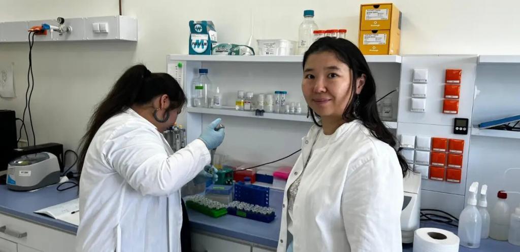 Айгерим ставит перед собой довольно амбициозную задачу. Она мечтает создать в Казахстане Школу генетиков и физиологов совместно с учениками, которые продолжают обучение за рубежом, но вернутся в течение 10 лет.