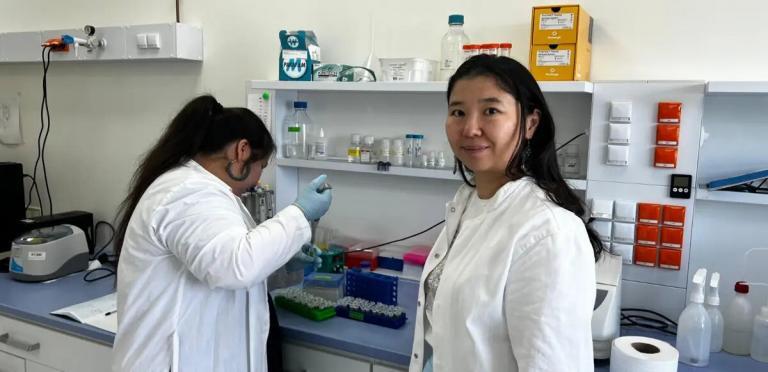 Айгерим ставит перед собой довольно амбициозную задачу. Она мечтает создать в Казахстане Школу генетиков и физиологов совместно с учениками, которые продолжают обучение за рубежом, но вернутся в течение 10 лет.