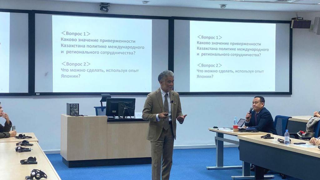 Dr. Takao Toda, the JICA expert on Official Development Assistance (ODA), and former Vice-President for Human Security and Global Health of Japan International Cooperation Agency (JICA) delivered a guest lecture at NU, on February 28.