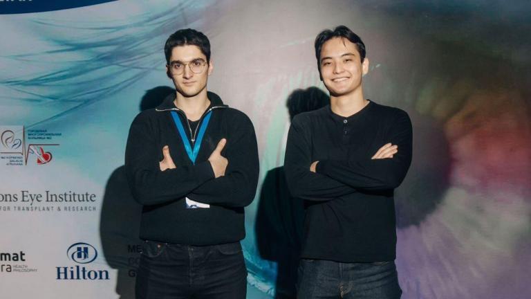 This year, Yusup Tumgoev graduated from NU SEDS with a master's degree in Data Science, and Amanzhol Shungeev graduated from NUSOM with a master's degree in Sports Medicine and Rehabilitation. Last year, they developed an online test called myMind, which helps detect early signs of dementia (Alzheimer's disease), together with psychotherapist Zhibek Zholdasova.