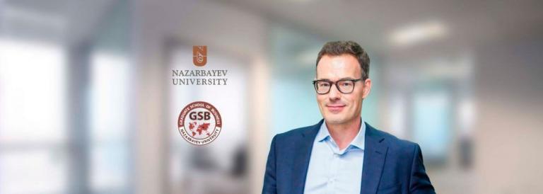 Лауреат Нобелевской премии по экономике 2017 года профессор Ричард Талер провел долгую работу, способствуя лучшему пониманию экономики, бизнеса и процессу принятия решений потребителями. Bloomberg выбрал пять работ, которые определяют вклад Талера в экономику.