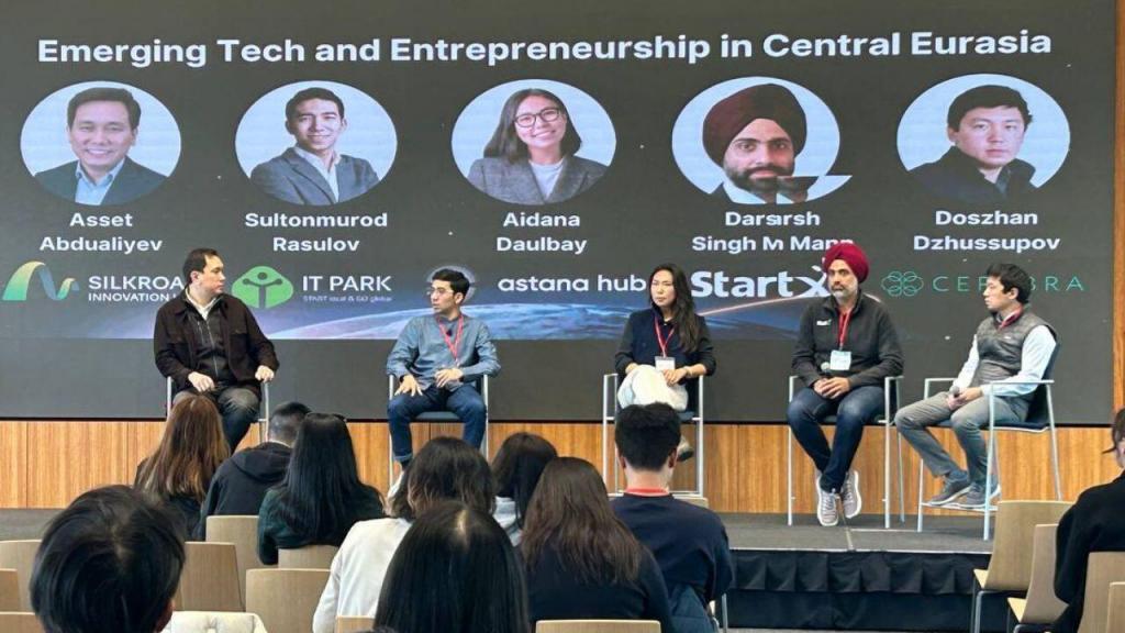 ⁣⁣Одним из значимых достижений в этой области стало подписание партнерского соглашения в 2022 году между NU и Stanford University в рамках акселерационной программы StartX, что расширило возможности для стартапов Казахстана и Центральной Азии. "Партнерство StarX с NU помогает нам находить стартапы в регионе, они приезжают в Кремниевую долину и обретают здесь свой дом.