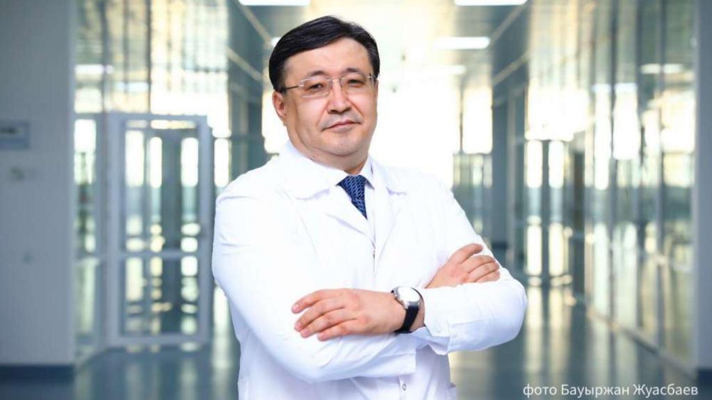 Жарлық Акорда сайтында жарияланды. Еліміздің әлеуметтік-экономикалық дамуына қосқан зор үлесі және ғылыми қызметтегі ерекше еңбегі үшін Денсаулық сақтау министрлігінің "Ұлттық биотехнология орталығы" РМК бас директоры Ерлан Раманқұлов "Құрмет" орденімен марапатталды.