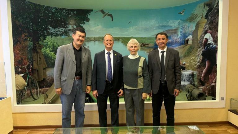 Бүгінгі күні біздің сұхбаттасушымыз – Әсем Әшімова, Science, Engineering and Technology бағдарламасы бойынша Жаратылыстану, гуманитарлық және әлеуметтік ғылымдар мектебінің докторанты. Әсем дарынды жастарға ғылыми, шығармашылық, қоғамдық қызметі, сондай-ақ жоғары спорттық жетістіктері үшін мемлекеттік қолдау ретінде 1992 жылдан бастап жыл сайын берілетін Мемлекеттік жастар сыйлығының «Ғылым» номинациясы бойынша лауреаты атанды.