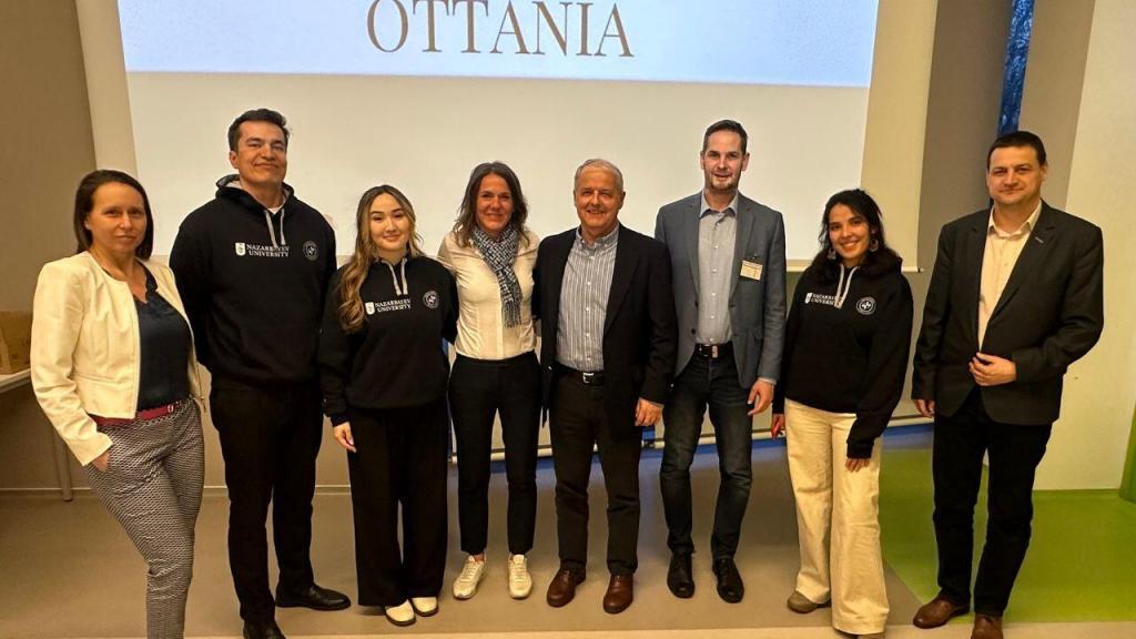 Мемлекеттік басқару магистратурасының студенті Асқар Тайжановтың командасы 8 команда арасында 1-орынға ие болып, өзінің ерекше таланты мен табандылығын көрсетті. Тәжірибелерімен бөлісе отырып, Асқар Тажанов деді: «Шетелдік университеттердің студенттерімен бір командада жұмыс істеп, олармен тең жағдайда болған маған өте ұнады.