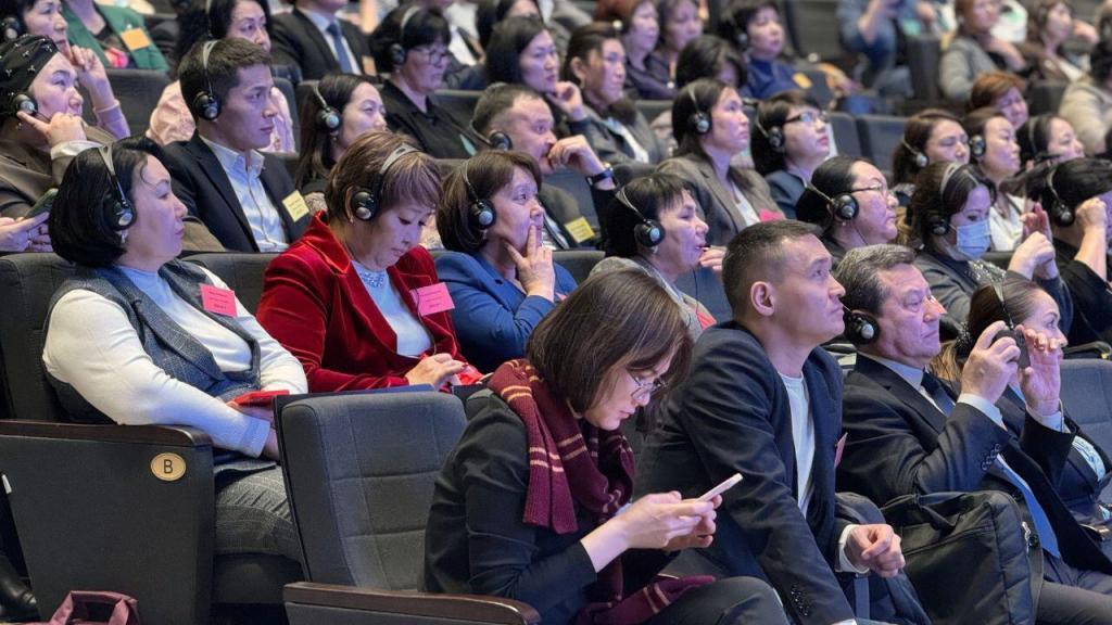 NU Graduate School of Education, in partnership with universities HAMK and JAMK, has launched the third professional development program, "Leadership in Education. " This initiative is part of a broader project aimed at implementing and enhancing an improved model of teacher education.