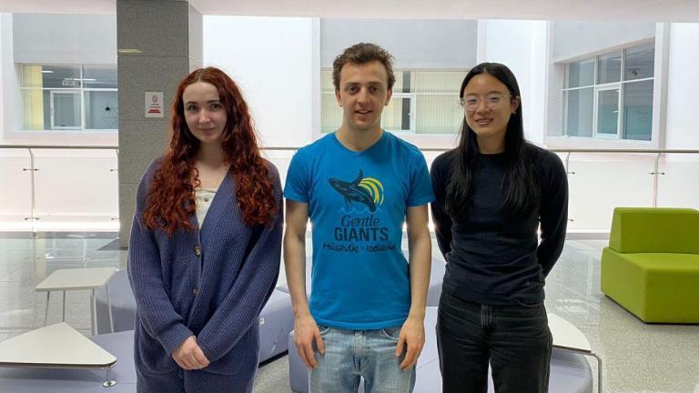 Students who want to study several courses in Russian enrolled in the “International Student Program in Russian” in January. The NU School of Sciences and Humanities has already hosted a small group of 4 students from various leading US academic institutions to study an advanced level RFL + Regional Studies curriculum adapted for international students by the SSH faculty.