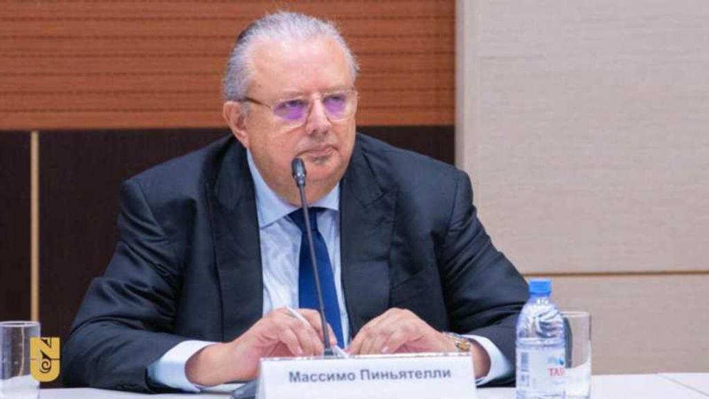 НУ зерттеушілері, профессор Наурин Дуррани (Жоғары білім беру мектебі) және Доктор Хелен Тибо (Жаратылыстану, гуманитарлық және әлеуметтік ғылымдар мектебі) үш халықаралық университетпен ынтымақтастықта беделді және бәсекеге қабілеттілігі жоғары грантты жеңіп алды. Олардың жобасын Global Challenge Research Fund (GCRF) және Research and Innovation (UKRI) (Ұлыбритания) қаржыландырды.