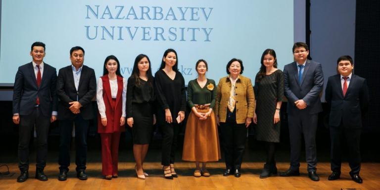 Біздің қонағымыз - Арман Қоңқабай, «NU Alumni» қоғамдық бірлестігінің атқарушы директоры, Назарбаев Университеті Гуманитарлық және әлеуметтік ғылымдар мектебінің 2015 жылғы түлегі. Арман өзінің жұмысы және жаңа ұйымының жоспарлары туралы айтып береді.