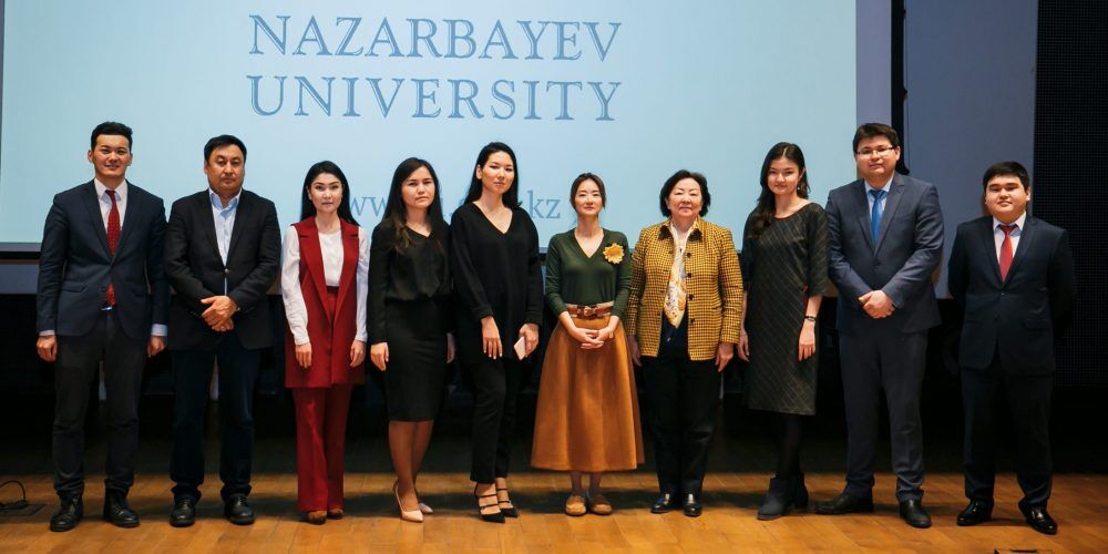 Біздің қонағымыз - Арман Қоңқабай, «NU Alumni» қоғамдық бірлестігінің атқарушы директоры, Назарбаев Университеті Гуманитарлық және әлеуметтік ғылымдар мектебінің 2015 жылғы түлегі. Арман өзінің жұмысы және жаңа ұйымының жоспарлары туралы айтып береді.