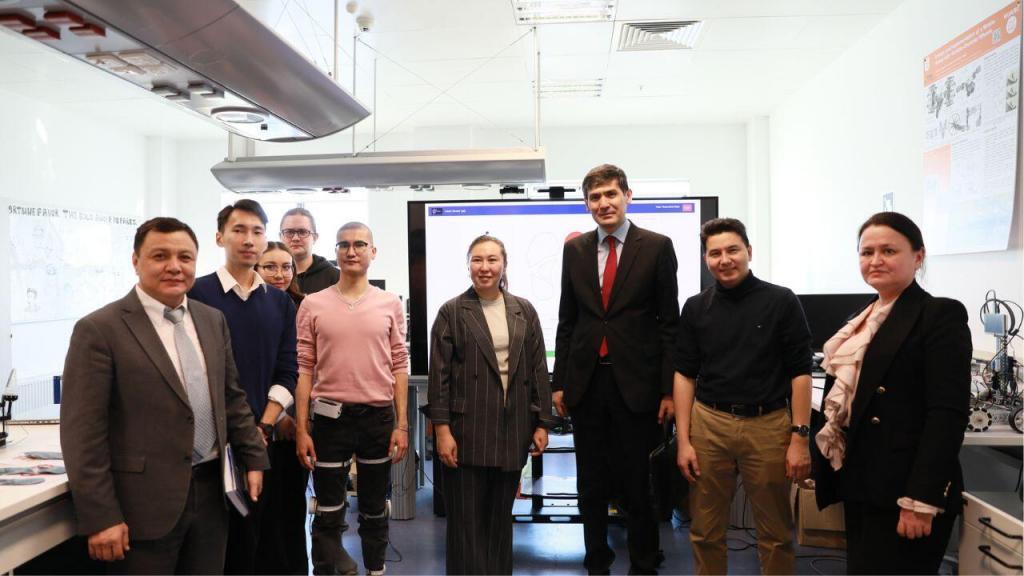 Өршіл және талантты балалар командасы Quest Ventures-тен $50 000 көлемінде қаржыландыру алған @smartestprep инновациялық стартап-жобасын іске қосты. Quest Ventures демеушісі және әріптесі Сингапурдағы ең ірі венчурлық компания Temasek болып табылады .