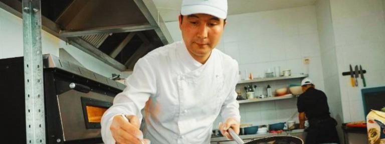 A striking example of the fact that social entrepreneurship in Kazakhstan is gaining strength is the social project cafe "Künde" created by volunteers and students of NU. The goal of the project is to pave the way out of isolation for people with mental health problems and mental disabilities.