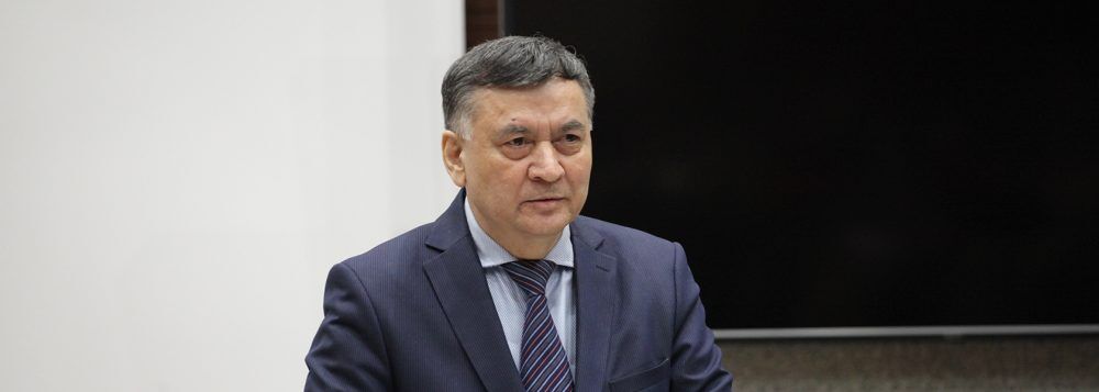 Назарбаев Университеті өнеркәсіптік индустрия көшбасшыларымен ынтымақтастығын жалғастыруда. 24 мамырда НУ Проректоры Илесанми Адесида ArcelorMittal Temirtau бас директоры Бижу Наирмен келісімге қол қойды.