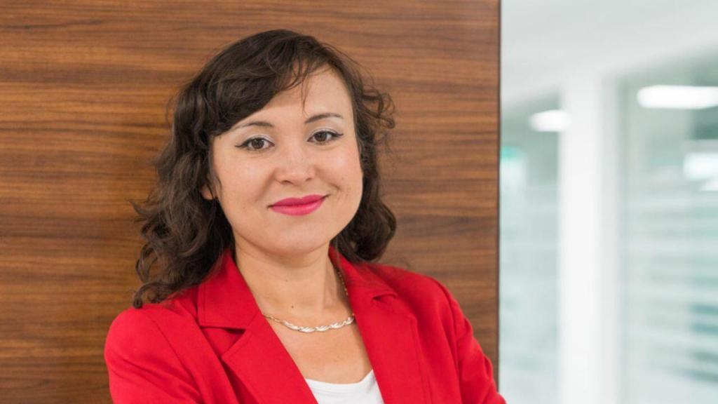 Назарбаев Университетінің Жоғары білім беру мектебі (NU GSE) жүргізген осы зерттеуге сәйкес, әйелдер әлеуметтік стереотиптер мен қоршаған топтар, соның ішінде отбасы, университет оқытушылары, құрдастар және әлеуетті жұмыс берушілер тарапынан кемсітушілікке байланысты STEM-де аз қамтылған. Профессор Құжабекова: "Әйелдердің STEM-ге қатысуы кез келген елдің экономикалық бәсекеге қабілеттілігі мен әлеуметтік теңдігі үшін өте маңызды.