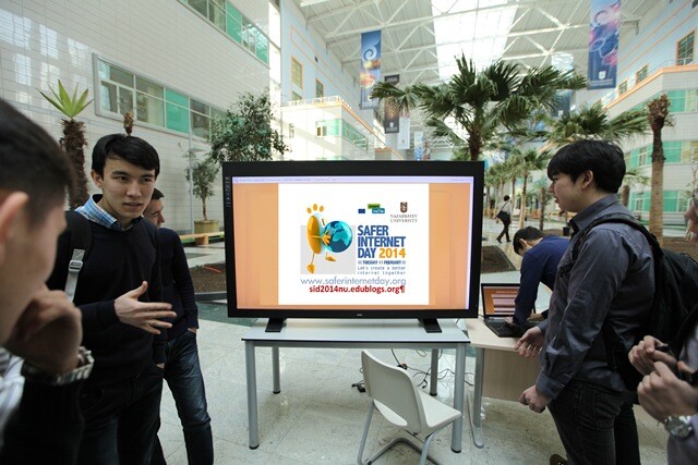 Ағымдағы жылдың 11 ақпанында 6 құрылықтың 100-ден астам елінде Бүкіл әлемдік Қауіпсіз Интернет күні атап өтіледі. Осынау дәстүр 2004 жылдан бастау алады.