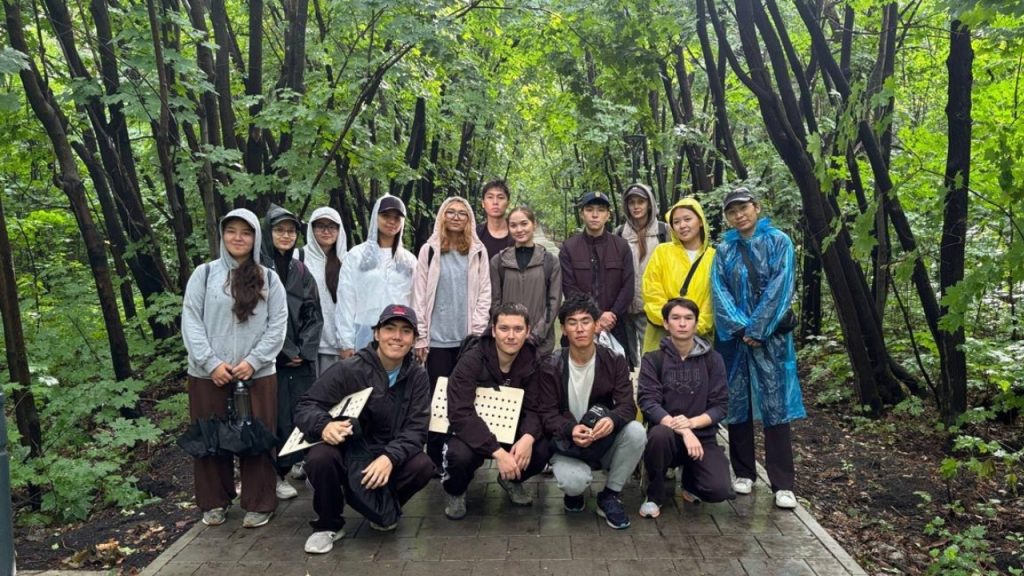 How NU Students Turned Burabay into a Massive Research Lab 1 glavnaya 2 From July 12 to 25, the Burabay National Park became a hotspot for future biologists from Nazarbayev University. The annual summer field program brought together students, leading NU researchers, and faculty from Buketov Karaganda University.