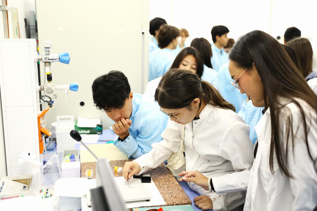 How NU Summer Programs Helped School Students Take Their First Steps into Science 5 0b6a9018 1 For most students, summer means taking a break, hanging out with friends, and spending time outdoors. But for participants in Nazarbayev University's summer programs, these holidays were all about research and discovery. This year, the university campus and even the Burabay National Park were transformed into a massive open-air scientific laboratory. Over a single season, NU hosted four distinct programs, welcoming students not only from across Kazakhstan but also from Europe, China, Russia, Armenia, and Kyrgyzstan. Instead of a typical vacation, these young minds built artificial intelligence projects, explored astrophysics, conducted environmental field studies, and gained hands-on experience with cutting-edge scientific equipment.